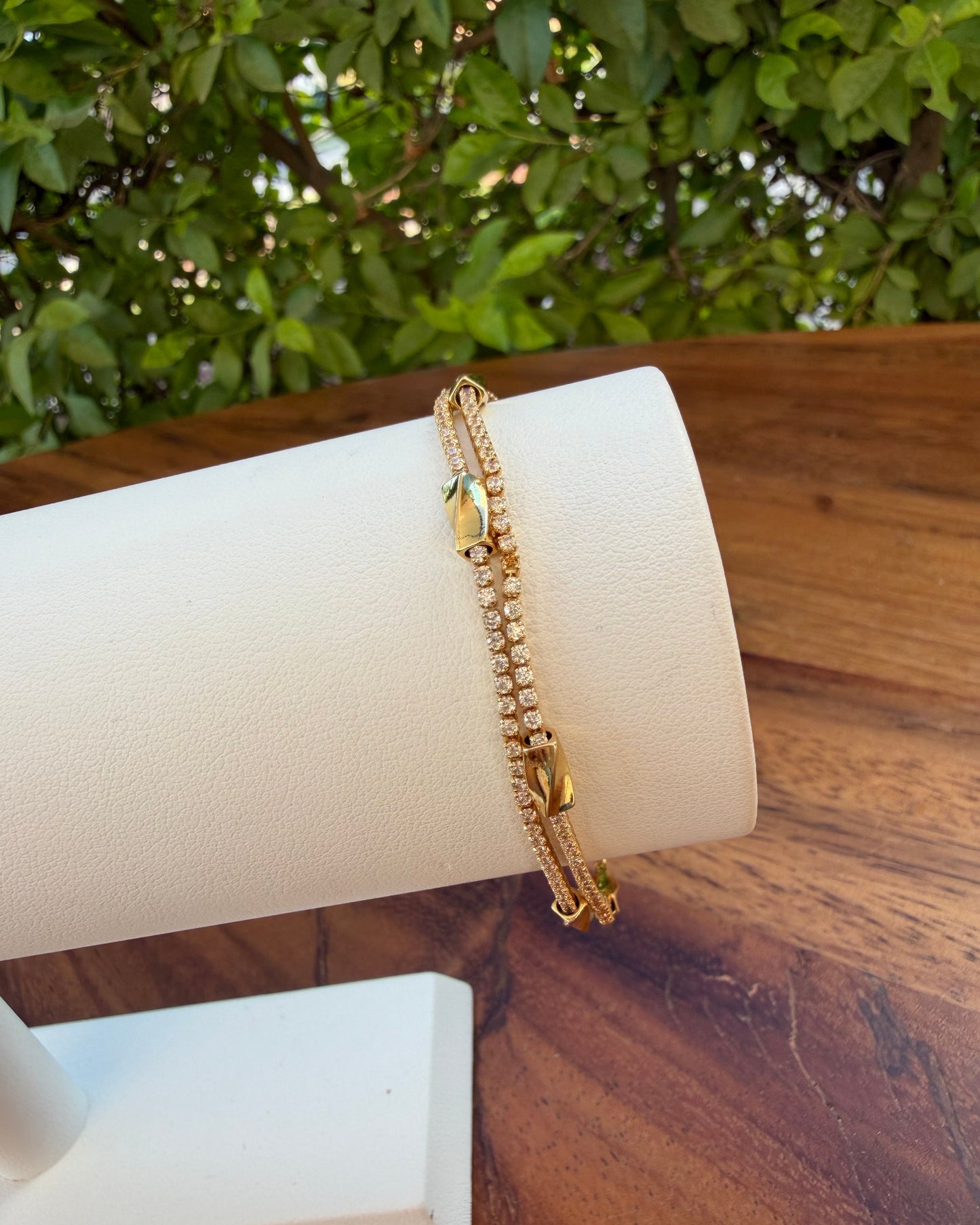 Pulsera Doble Dorada Brillo