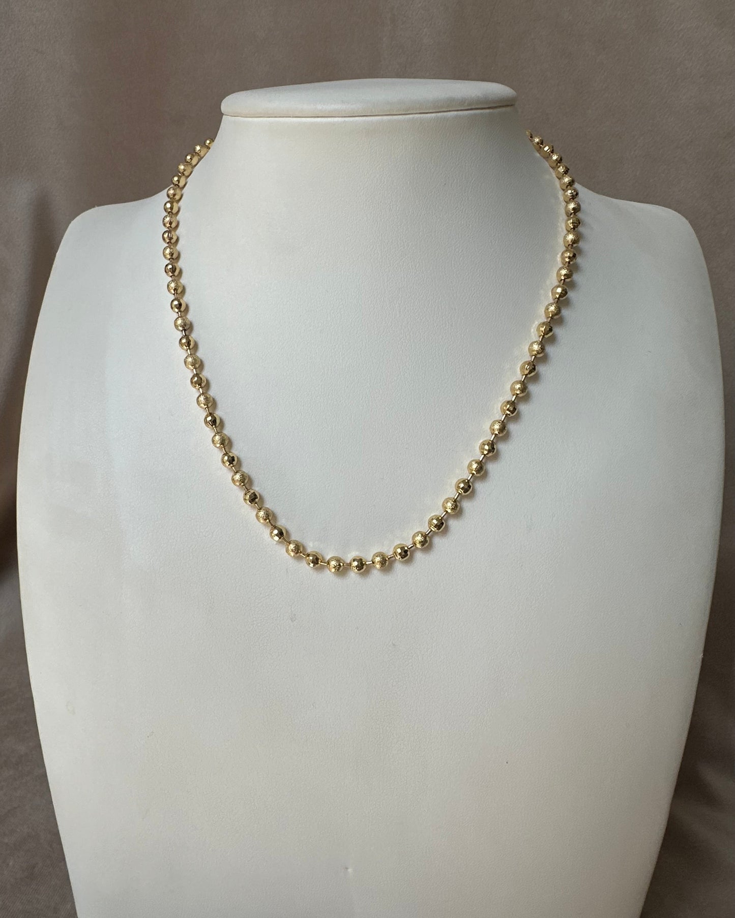 Collar Balin Grabado Ch