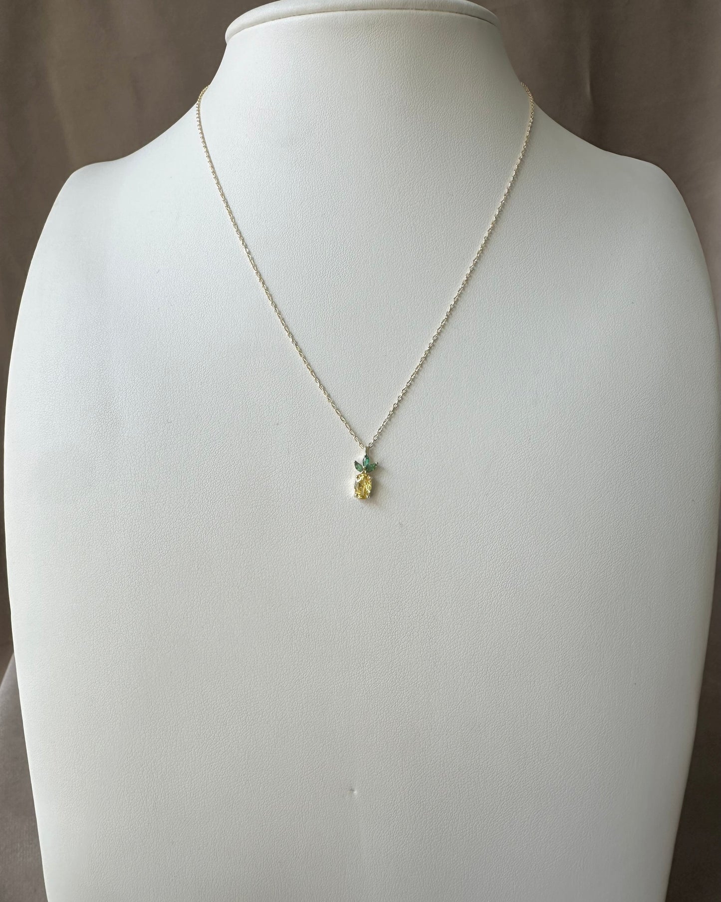 Collar Piña