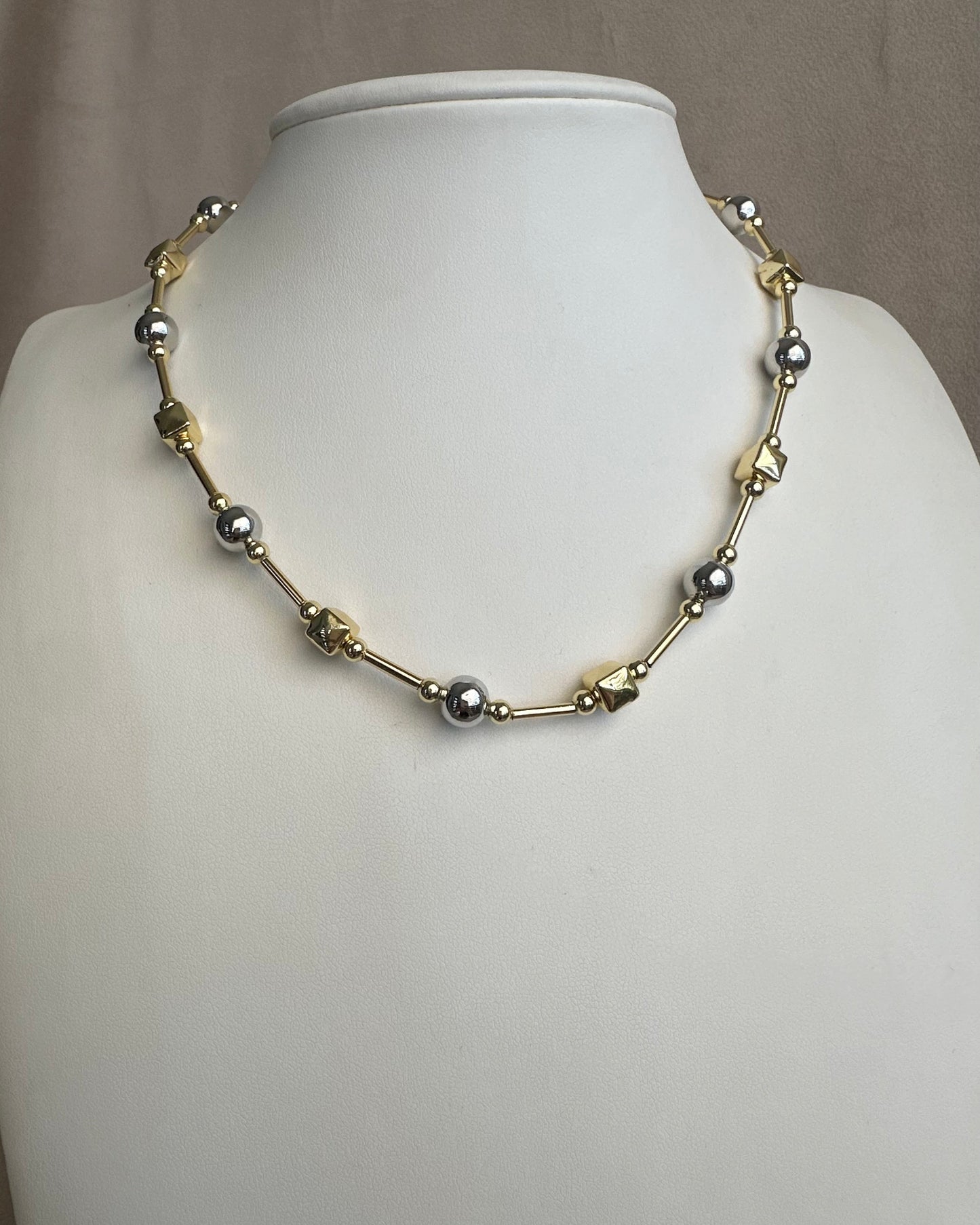 Collar Balin Bicolor Cuadro