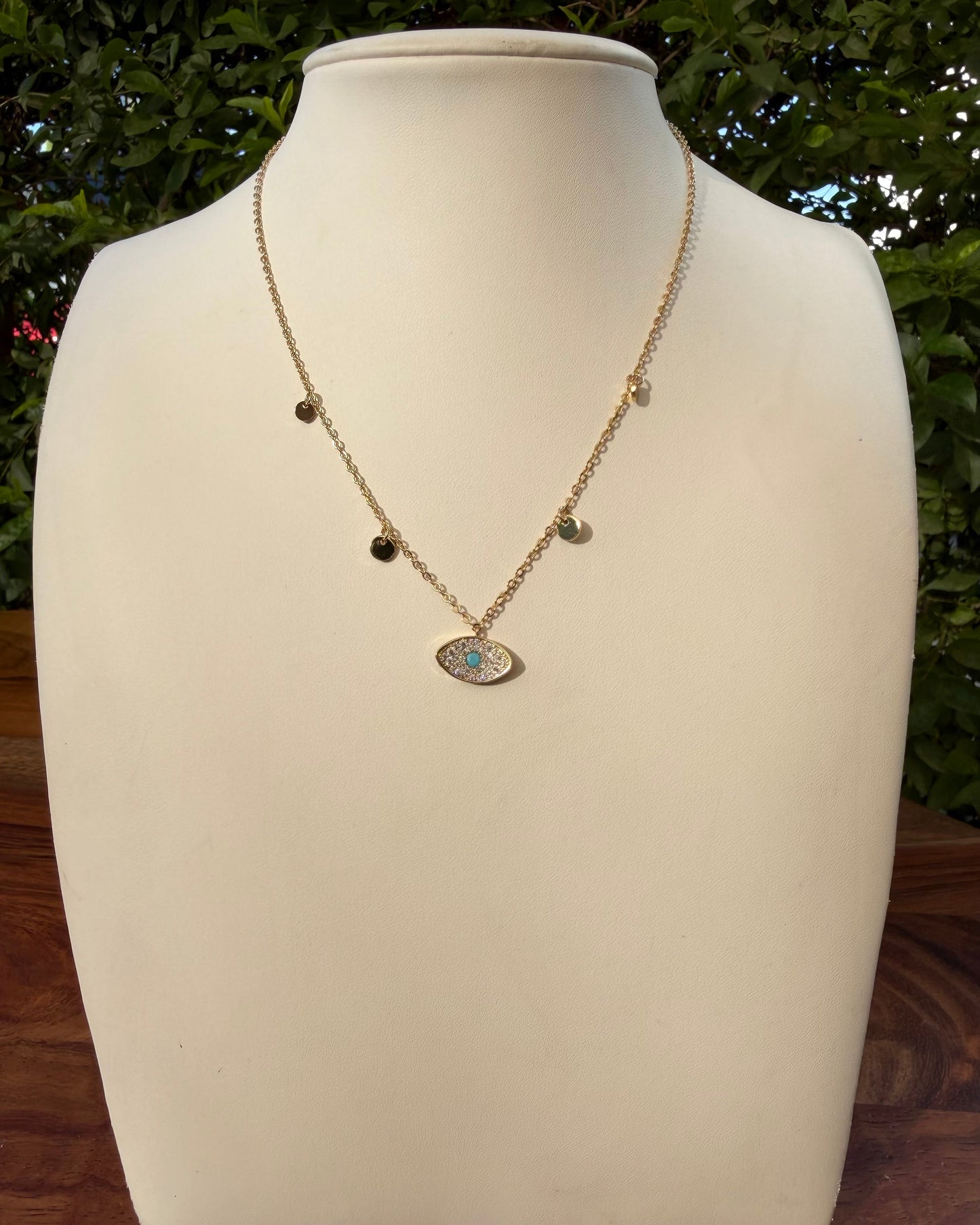 Collar Ojo Ovalado