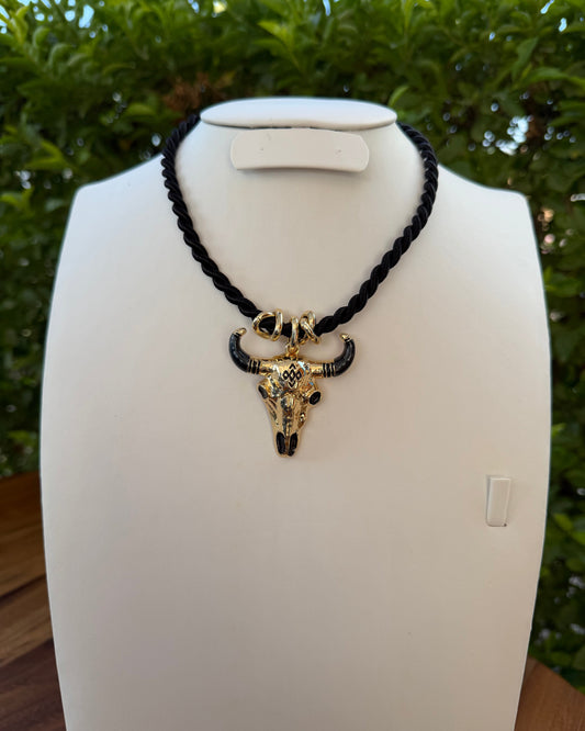 Collar Toro Cordón Negro