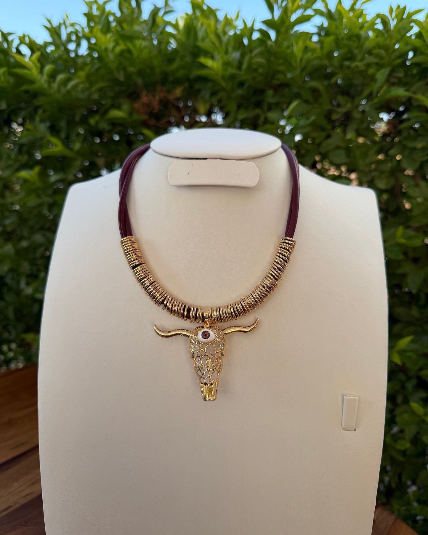 Collar Toro Ojo