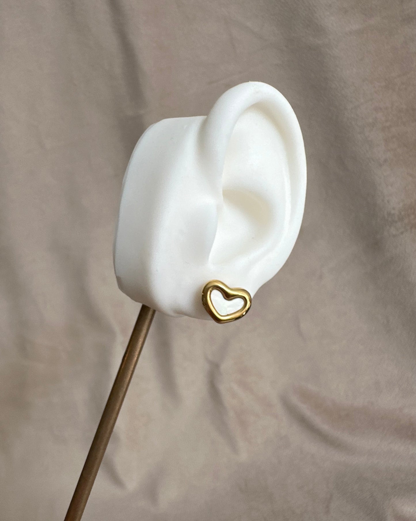 Arete Corazón Blanco