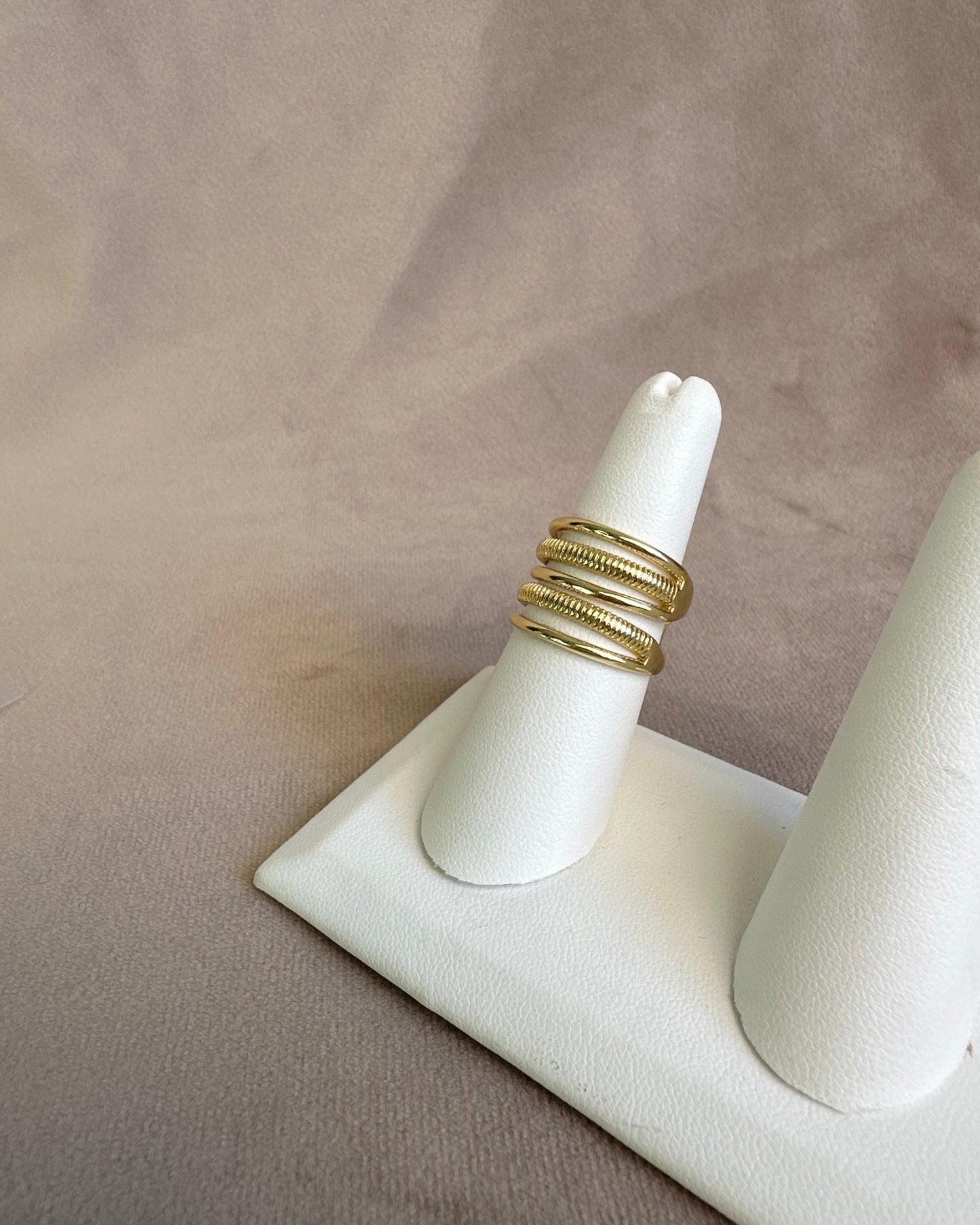 Anillo Lineas Multiple
