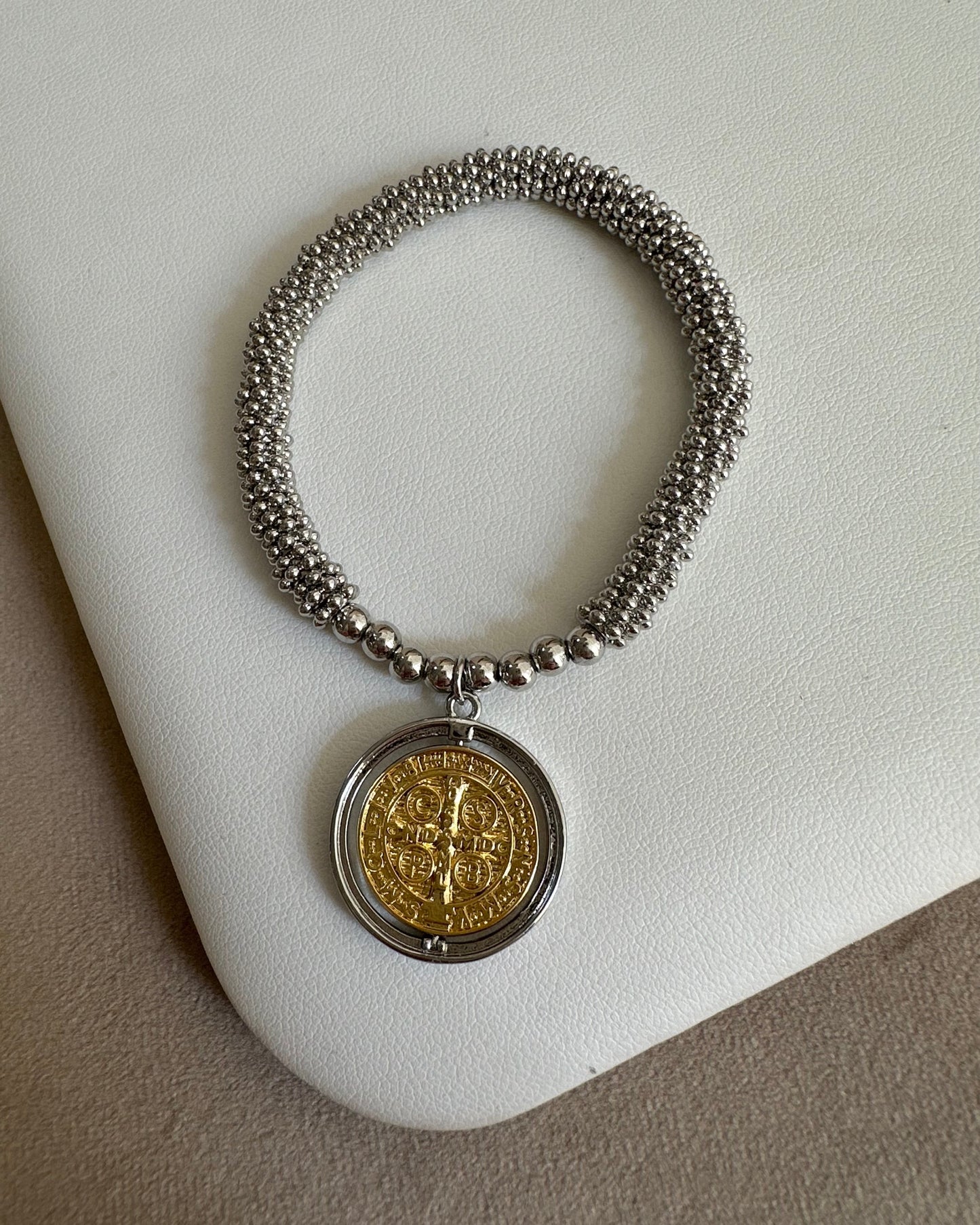 Pulsera San Benito Medalla