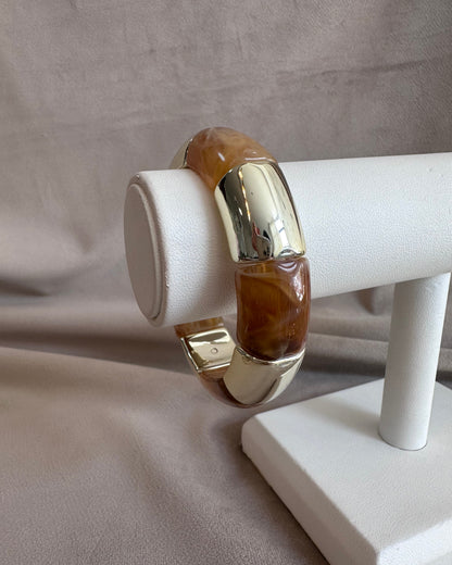 Pulsera Acrílico Dorado