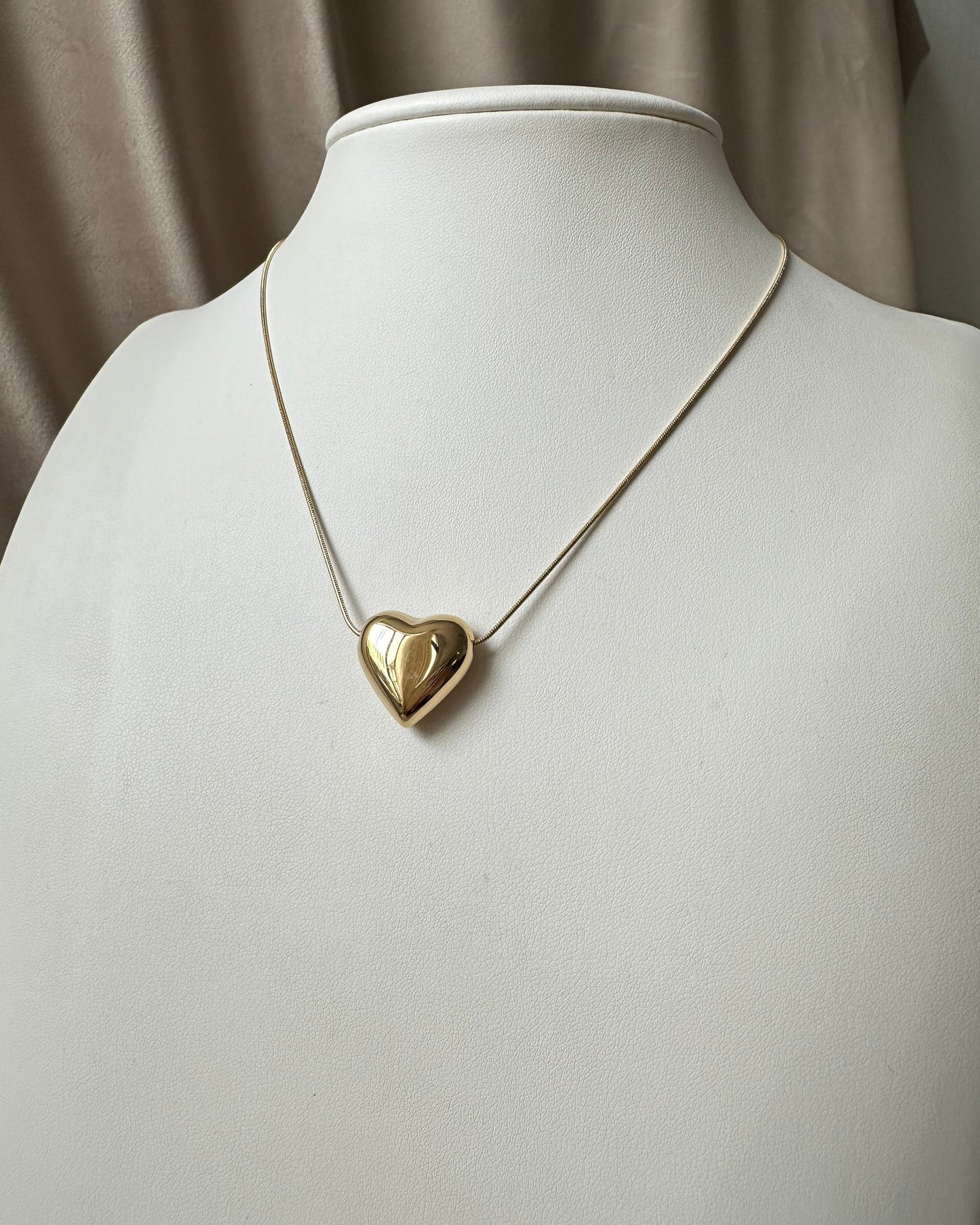 Collar Corazón Inflado