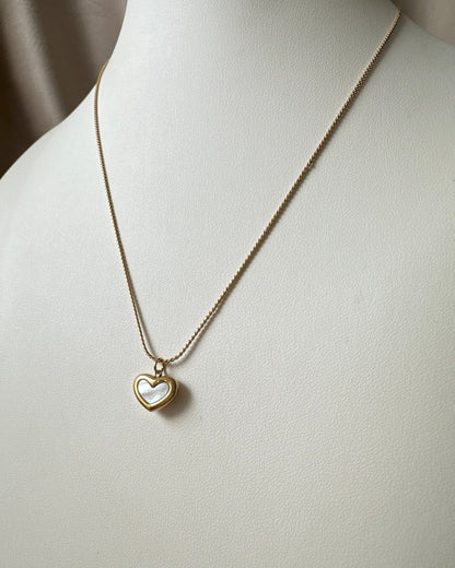 Collar Corazón Madre Perla