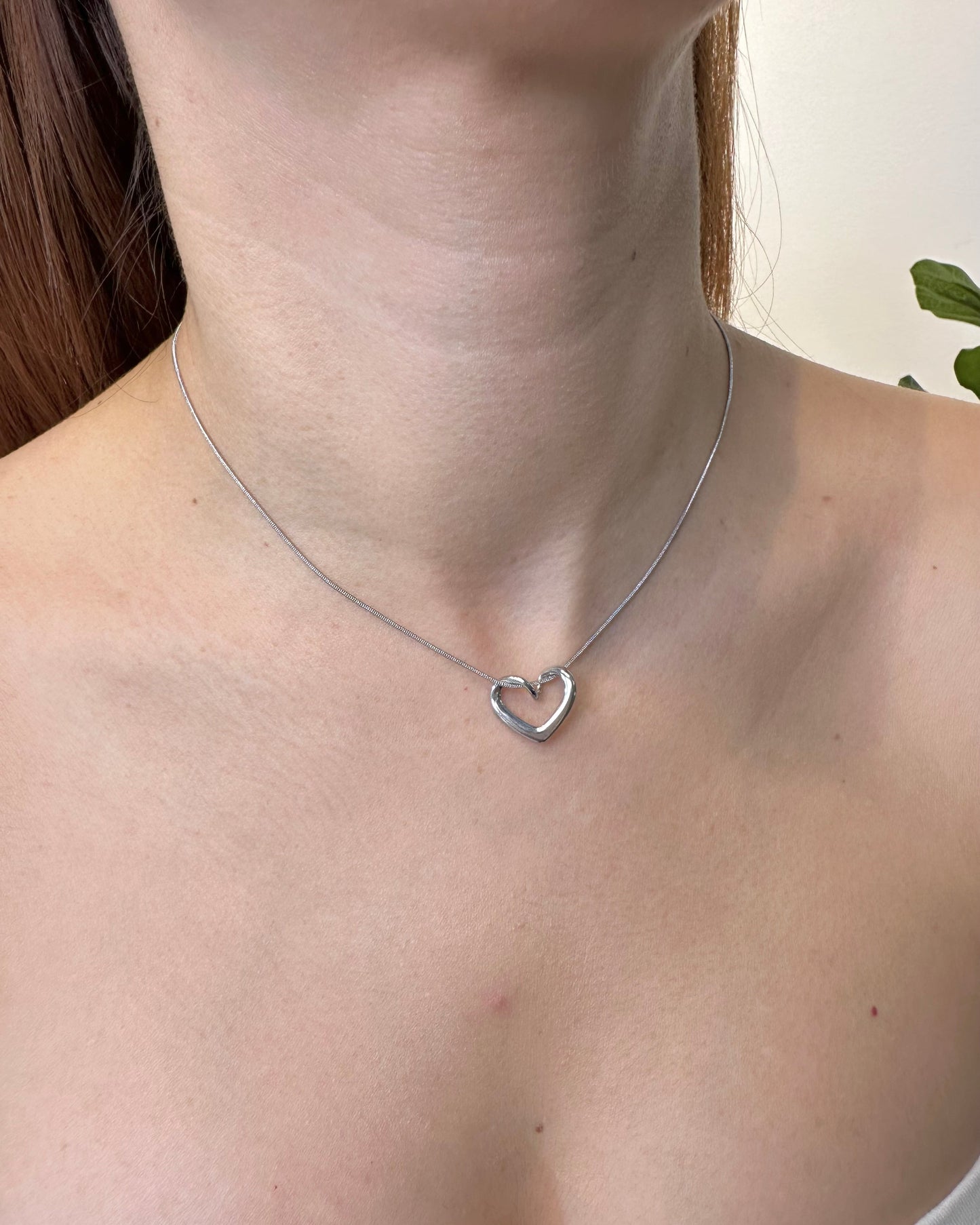 Collar Corazón Silueta