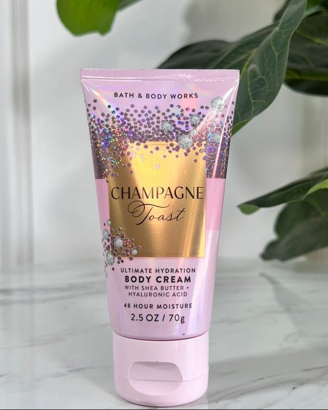 Crema Chica Champagne Toast