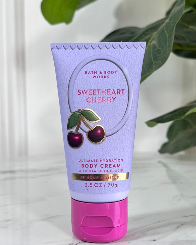 Crema Chica Sweetheart Cherry